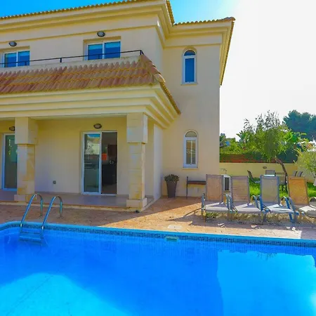 Fryni Paralimni